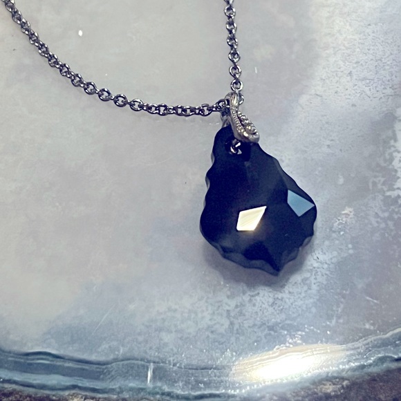 ☃️ Vintage VCLM Necklace - Picture 4 of 13